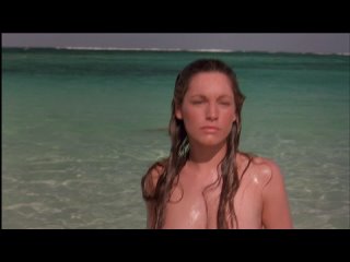 kelly brook - three (2005) big tits big ass natural tits mature
